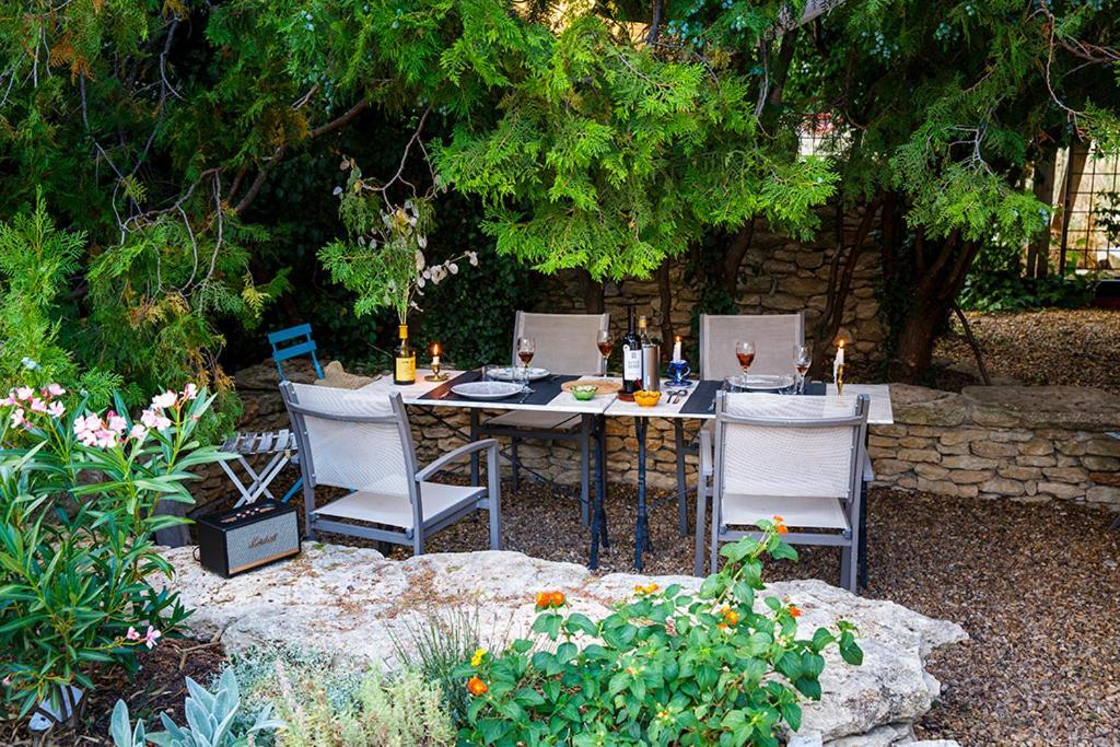 고르드 La Bastide Jouval B&B 외부 사진